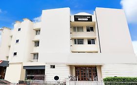 Townhouse Oak Vashi